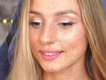 girl cam all day artease image #5276416