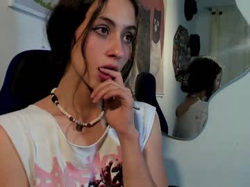 girl cam all day lila_herz image #1026987