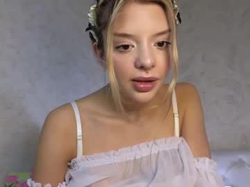 girl cam all day lesi_moonie image #7321580