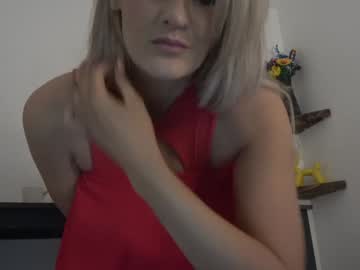 girl cam all day english_rose__ image #8972773
