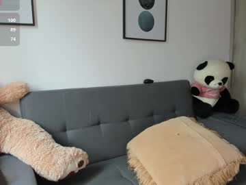 girl cam all day abigail_w image #8054690