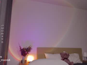 girl cam all day lumoore image #5264811