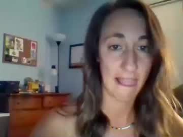 girl cam all day harmlesshedone image #2216558
