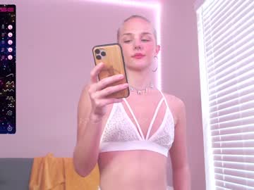 girl cam all day petitebrat image #2681878