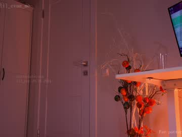 girl cam all day lil_eva image #8142132
