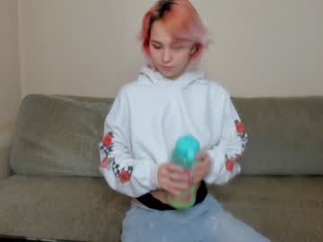 girl cam all day karinalin18 image #3715356