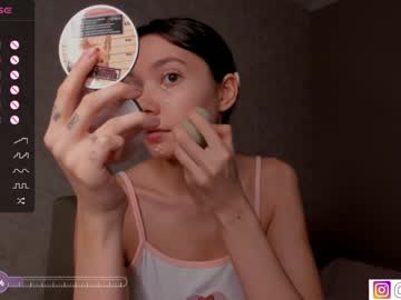 girl cam all day bzzzme image #5783248