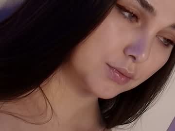 girl cam all day hollyextra image #9423680