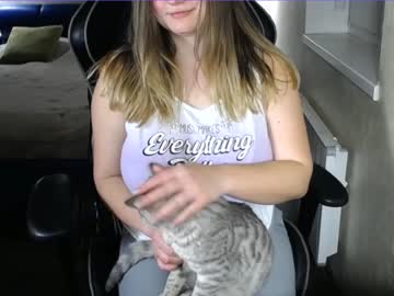 girl cam all day royalboobs image #979217