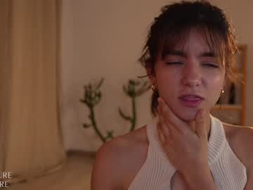 girl cam all day ellelure_ image #8752543
