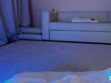 girl cam all day hollyextra image #3617716