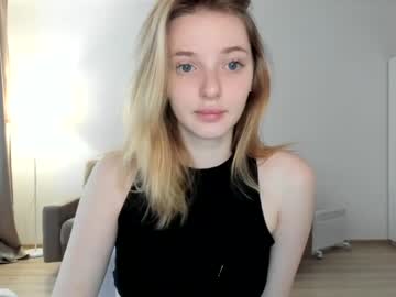 girl cam all day olli_ver image #3014061