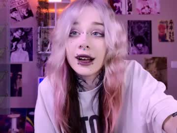 girl cam all day lollyshy__ image #9359020