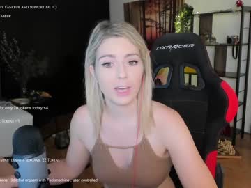 girl cam all day kimilee22 image #2118449
