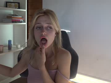 girl cam all day joobeelee image #976708
