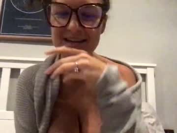 girl cam all day ravengirl44 image #809710