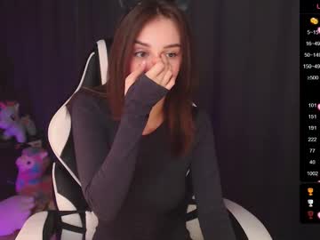 girl cam all day queen_kitty1818 image #8844266