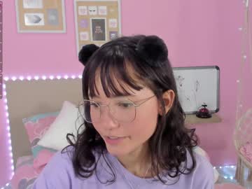 girl cam all day little_effy18 image #2214905