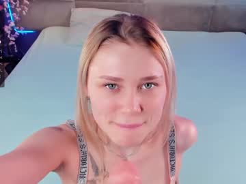 girl cam all day evalanis image #1369759