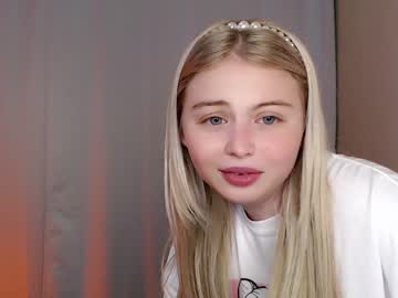 girl cam all day shy_blondiee image #3690784