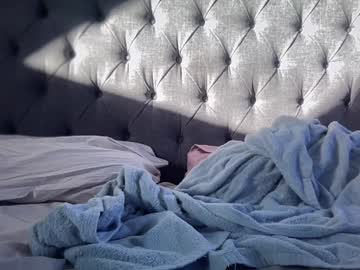 girl cam all day eatmypie69 image #8605566