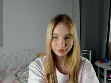 girl cam all day solsticea image #9223455