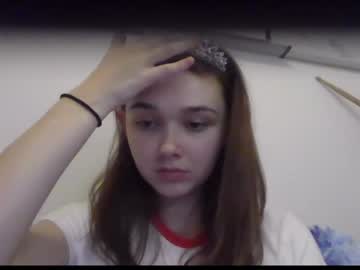 girl cam all day nomieturtles69 image #2681647