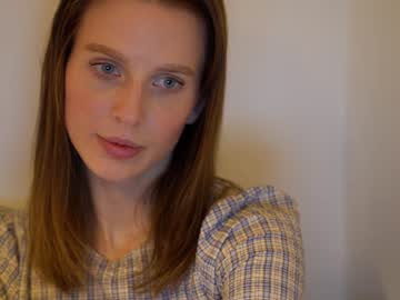 girl cam all day ellaa91 image #1567183