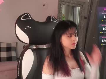 girl cam all day mysticxkitty image #8821405