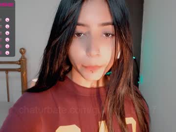girl cam all day gummy_bear7 image #2695210