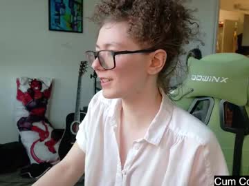 girl cam all day gomoreup image #9119836