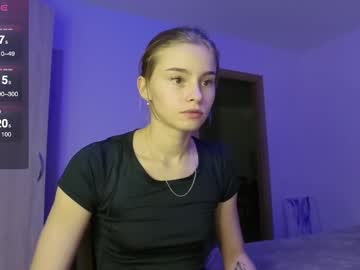 girl cam all day roxxxie_reid image #8922049
