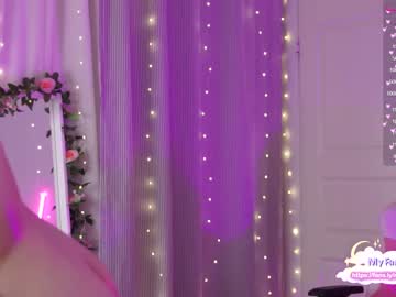 girl cam all day holliwould_ image #3205756