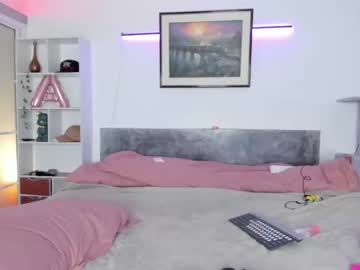 girl cam all day l0ve_sh0w image #6434139