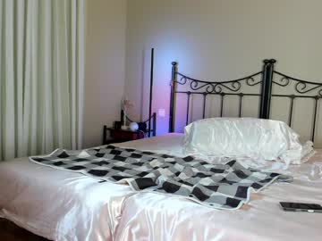 girl cam all day mazeekiin image #8693730