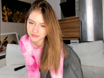 girl cam all day annaestradae image #4319915