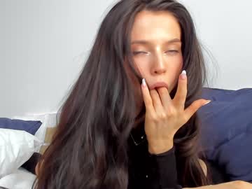 girl cam all day _isiah image #6396337