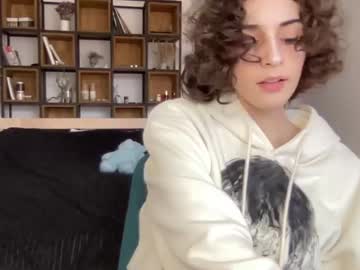 girl cam all day wonderland_stia image #5621163
