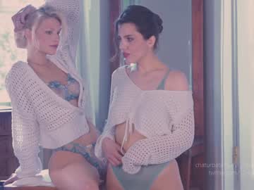 girl cam all day _2strangers image #4751613