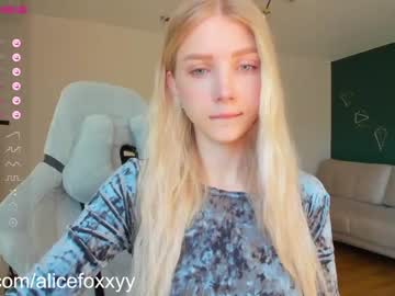 girl cam all day oh_honey_ image #4995750