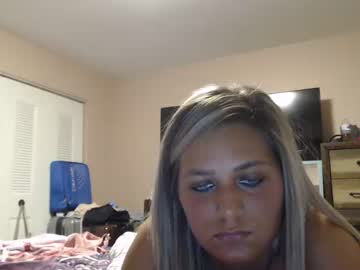couple cam all day miss_blueeyez94 image #1460897