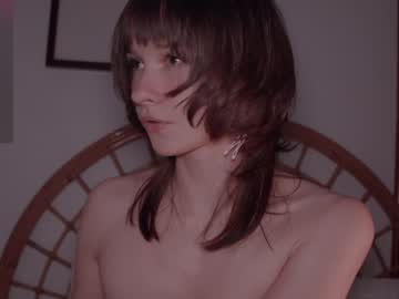 girl cam all day chaturbatable image #7424677