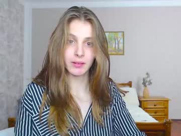 girl cam all day little_kitt1y_ image #5611737