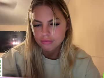 girl cam all day cxbraj image #8187372