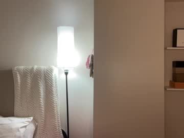 girl cam all day itsmellll image #8182049