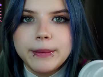 girl cam all day merciabawden image #9703349