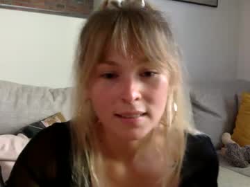 girl cam all day lunarosestone image #5466747