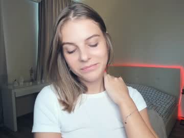 girl cam all day erline_may image #6510441