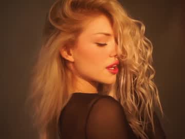 girl cam all day bunnylia__ image #5067826