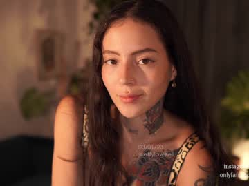 girl cam all day effyloweell image #3448440